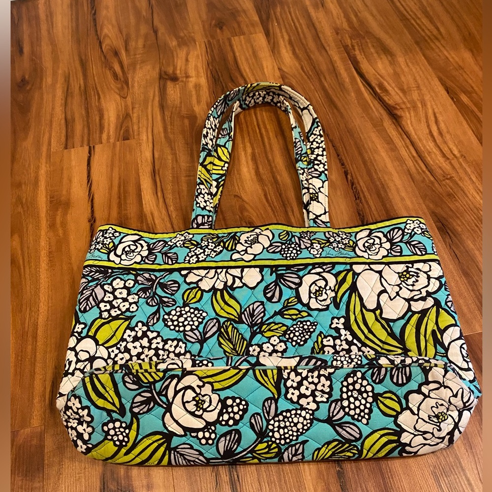 Vera Bradley bag